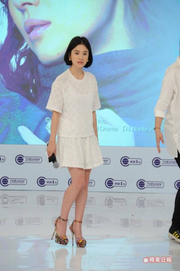Song Hye Kyo khiến fan mê mệt vì vẻ đẹp tự nhiên  5