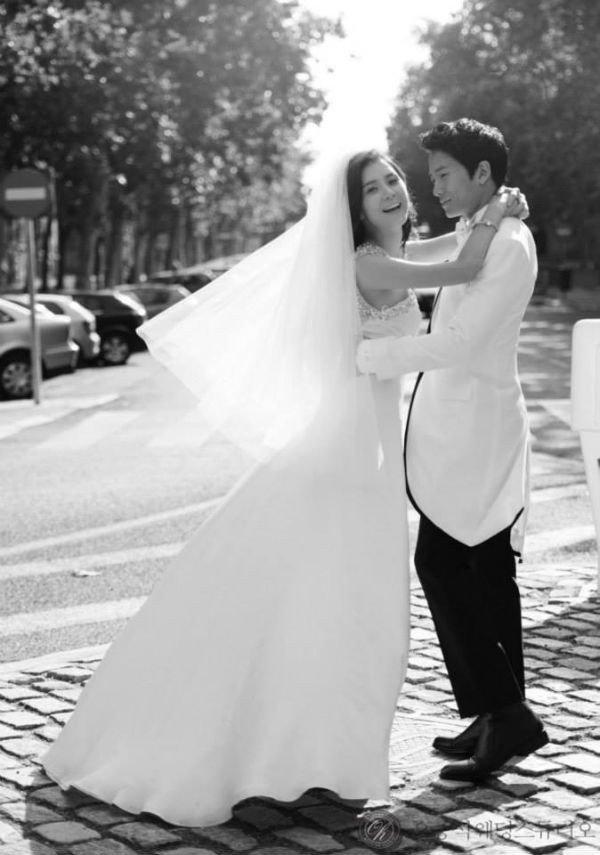 Trọn bộ ảnh cưới đẹp như mơ của Lee Bo Young – Ji Sung 6