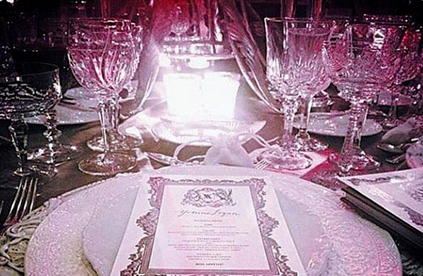 H&igrave;nh ảnh hiếm hoi trong đ&aacute;m cưới Ng&ocirc; Kiến H&agrave;o 6