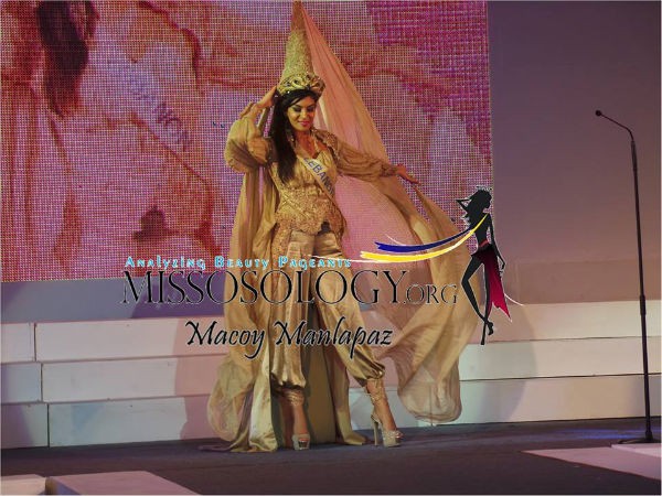 Bích Khanh duyên dáng trong đêm thi quốc phục Miss Grand International 2013 8