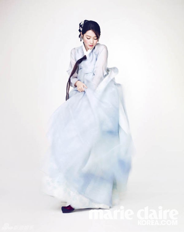 “Nàng Dae Jang Geum” đẹp quyến rũ với trang phục truyền thống 2