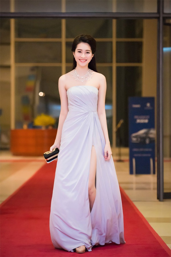 Top những bộ v&aacute;y y&ecirc;u kiều 