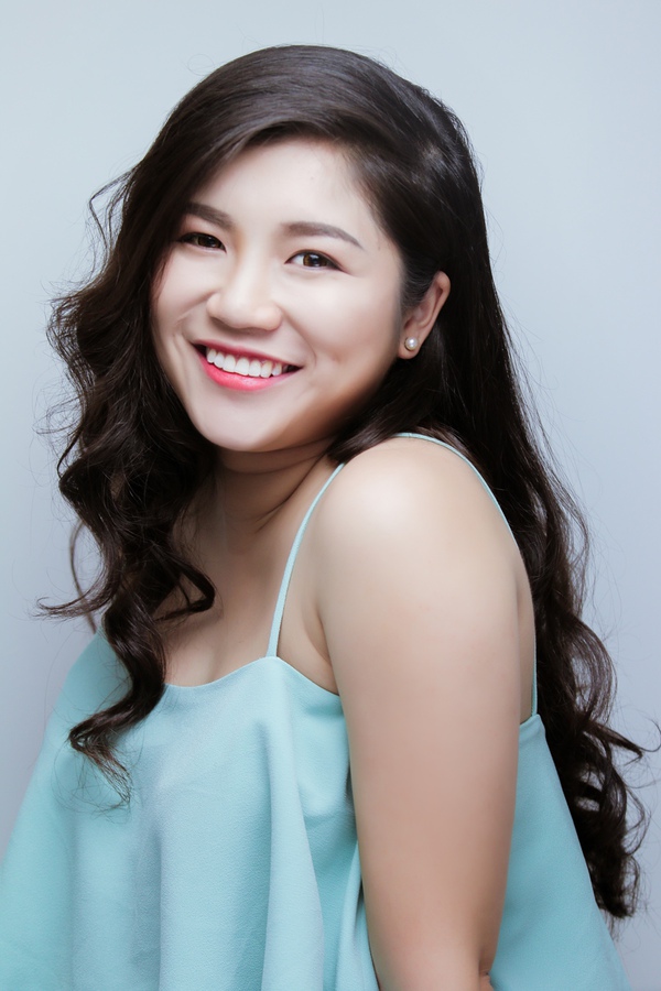 Trang điểm nhẹ nhàng, đơn giản giúp mẹ bầu thêm tự tin 3 Trang điểm nhẹ nhàng, đơn giản giúp mẹ bầu thêm tự tin 3