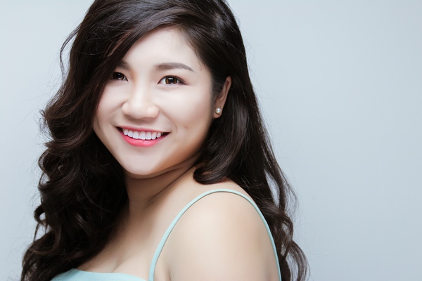 Trang điểm nhẹ nhàng, đơn giản giúp mẹ bầu thêm tự tin 2 Trang điểm nhẹ nhàng, đơn giản giúp mẹ bầu thêm tự tin 2