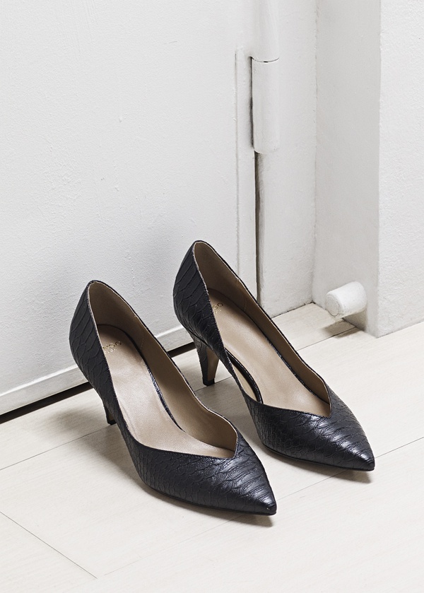 20 mẫu giày kitten heels thanh lịch cho phong cách mùa Thu/Đông  7