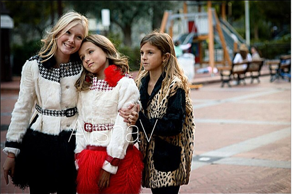 Ngắm BST áo lông sành điệu của nữ thiết kế 9 tuổi 15