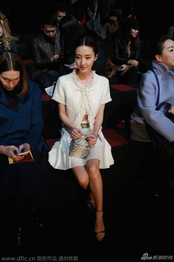 Người đẹp U60 - Dương Tử Quỳnh nổi bật tại Milan Fashion Week  8