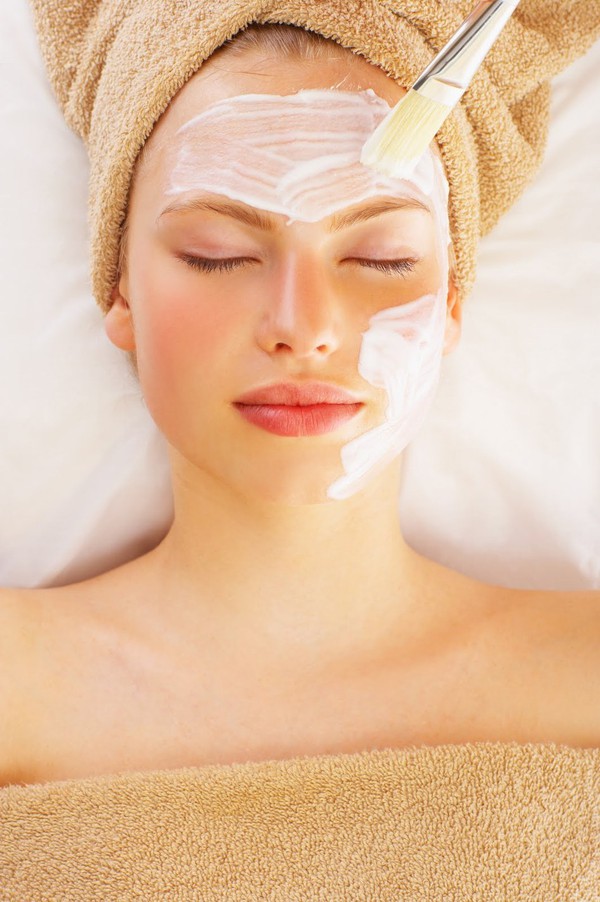 Dưỡng da dạng gel, sữa, và kem - loại nào cho làn da của bạn? 2 Dưỡng da dạng gel, sữa, và kem - loại nào cho làn da của bạn? 2