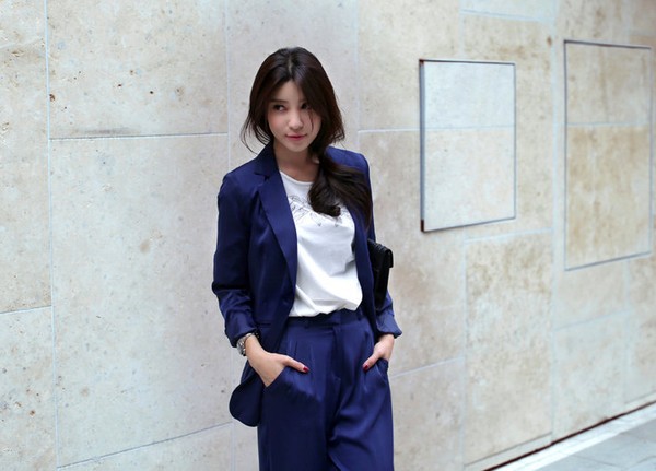 15 gợi ý diện blazer lịch sự mà vẫn hút mắt tới công sở 10