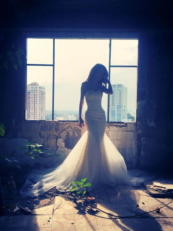Những bộ váy cưới lộng lẫy nhất showbiz Việt năm 2014 6