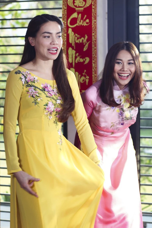 Sao Việt muôn màu muôn vẻ với áo dài đón Tết 2015 7