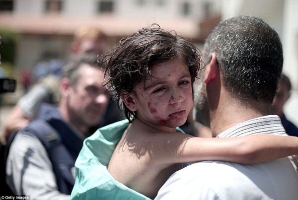  Những bức hình về trẻ em ám ảnh từ vùng chiến sự Gaza 1