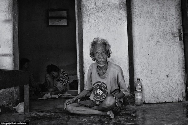Ám ảnh cuộc sống địa ngục của những bệnh nhân tâm thần ở Bali 17