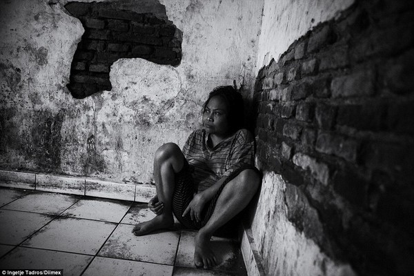 Ám ảnh cuộc sống địa ngục của những bệnh nhân tâm thần ở Bali 2