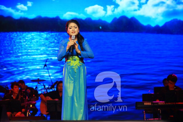 Anna Trương tho&aacute;t khỏi c&aacute;i b&oacute;ng của 