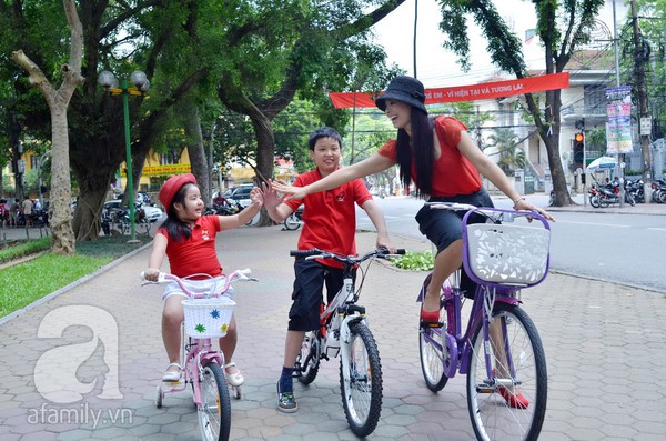 Thúy Hằng - Thúy Hạnh 