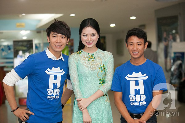 Hoa hậu Ngọc Anh xinh xắn trong tà áo dài xanh 6