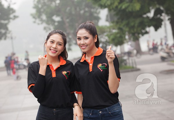 Nguyễn Thị Loan và Á hậu Lò Thị Minh cùng đạp xe làm từ thiện 5