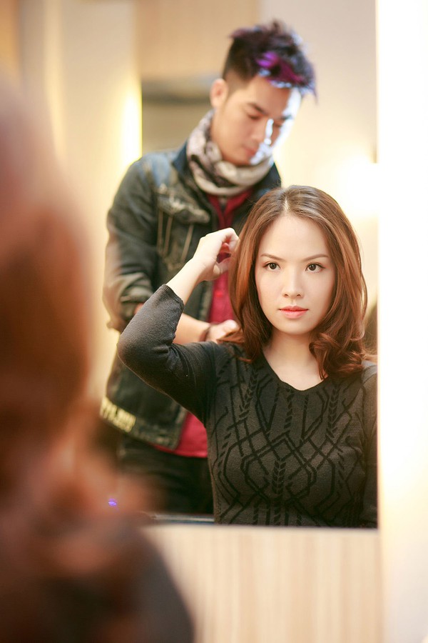 Con trai Đan Lê nhắng nhít đi làm tóc cùng mẹ 7 Con trai Đan Lê nhắng nhít đi làm tóc cùng mẹ 7
