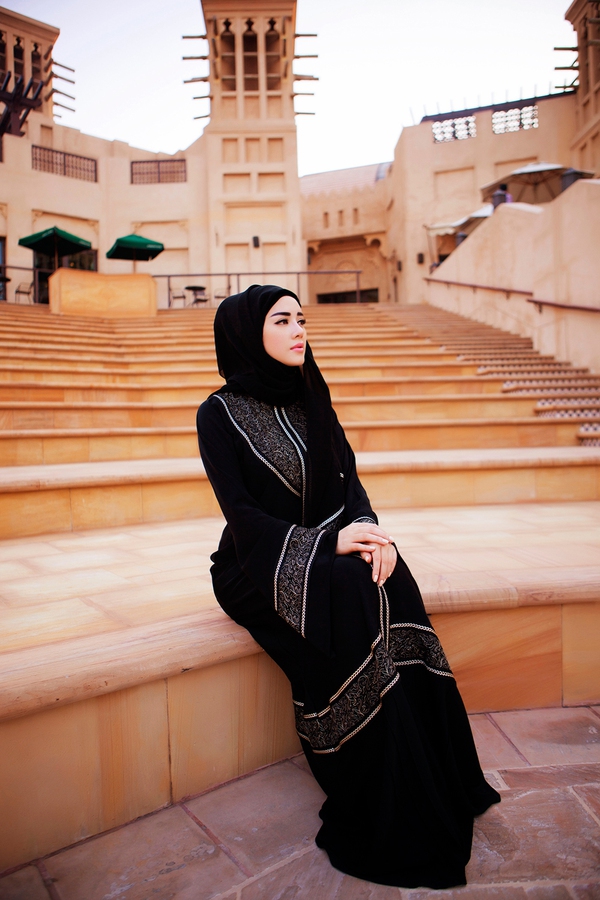 Lý Nhã Kỳ lạ mắt với trang phục phụ nữ Hồi giáo 4
