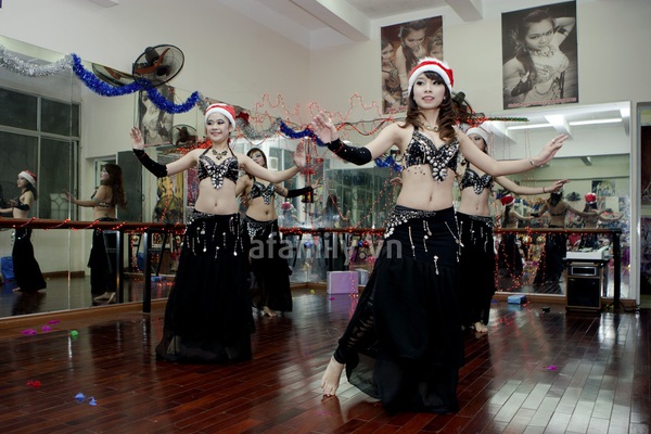 Vũ công belly dance Đỗ Hồng Hạnh: 