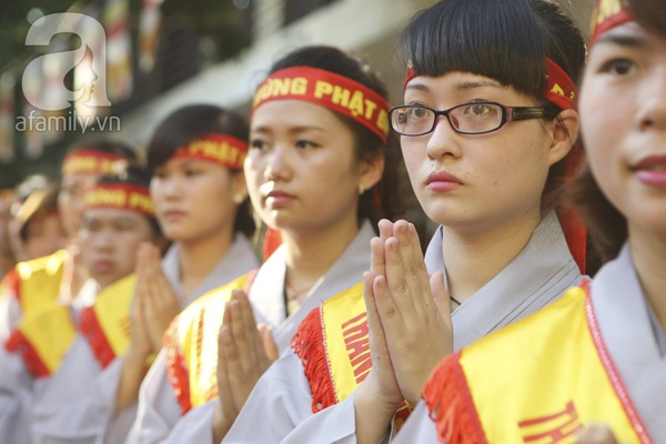 Hà Nội: Tưng bừng lễ hội rước Phật trong ngày lễ Phật Đản 3
