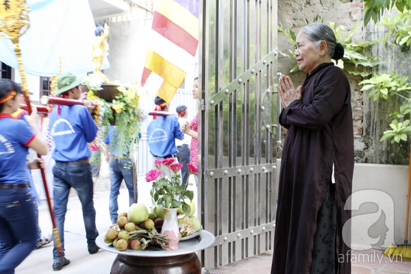 Hà Nội: Tưng bừng lễ hội rước Phật trong ngày lễ Phật Đản 13