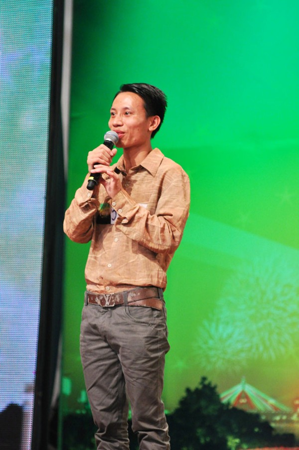Gi&aacute;m khảo VN's Got Talent cười chảy nước mắt 1