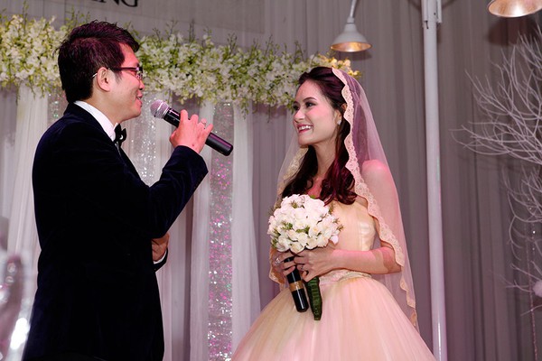 Trang Nhung khéo léo khoe ngực đầy 11 Trang Nhung khéo léo khoe ngực đầy 11