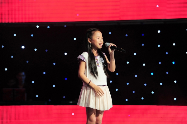 Phiên bản nhí của Hương Tràm, Hoàng Hải gây sốt The Voice Kids 1