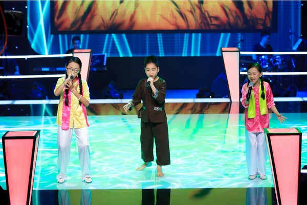 Bản tin giải trí tuần 15/7: The Voice nhí "gây bão" 1