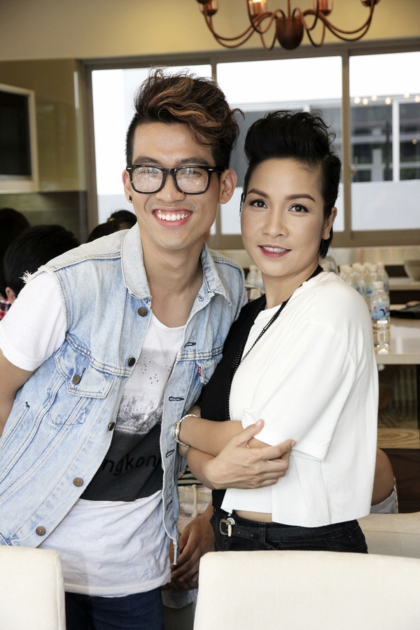 Mỹ Linh trẻ trung bên dàn học trò The Voice 7