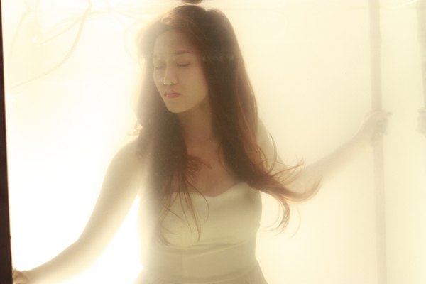 Đinh Hương ng&acirc;m nước suốt 3 tiếng đồng hồ 6