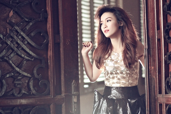 Đinh Hương ng&acirc;m nước suốt 3 tiếng đồng hồ 4