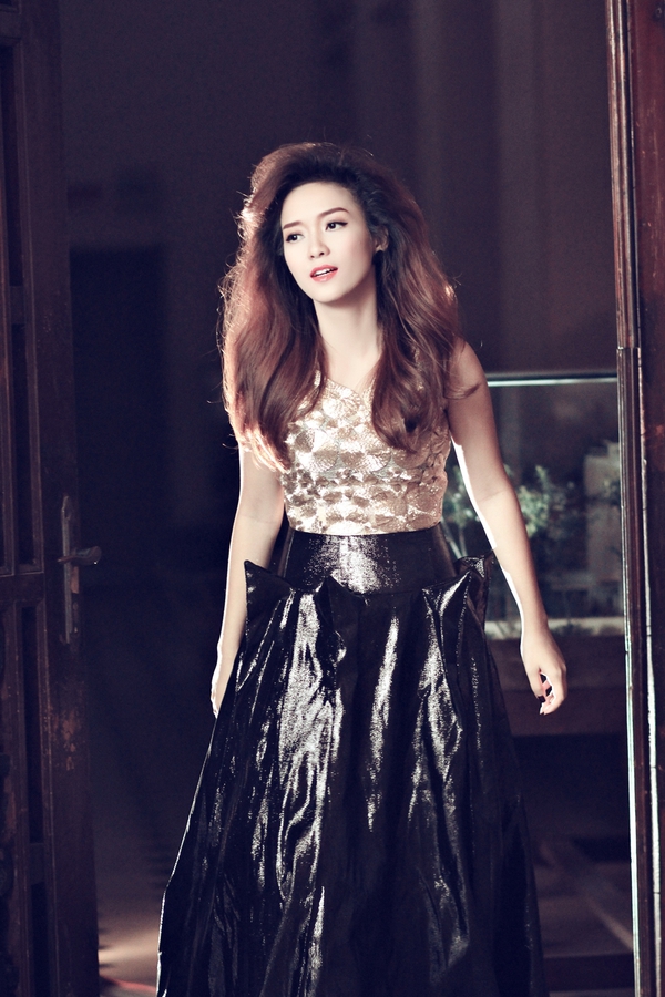 Đinh Hương ng&acirc;m nước suốt 3 tiếng đồng hồ 5