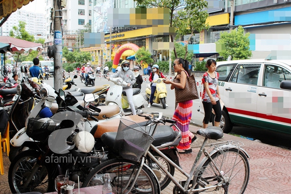 Độc quyền: Bắt gặp Đoan Trang lần đầu sau khi tuyên bố bầu 4 tháng 5