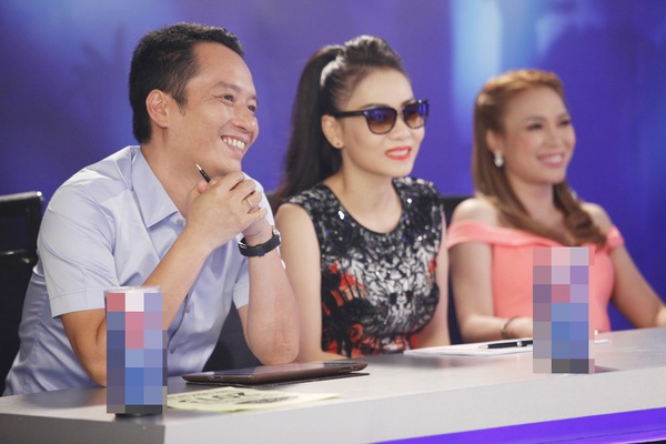 Vietnam Idol 2013: Thí sinh... quỳ lạy giám khảo vẫn bị đánh rớt 1