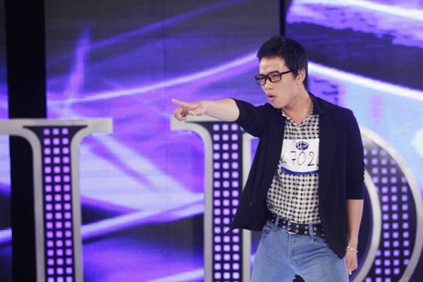 Vietnam Idol 2013: Thí sinh... quỳ lạy giám khảo vẫn bị đánh rớt 12
