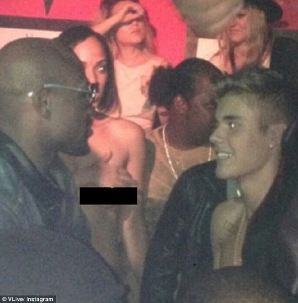 Justin Bieber bị Justin Bieber bị