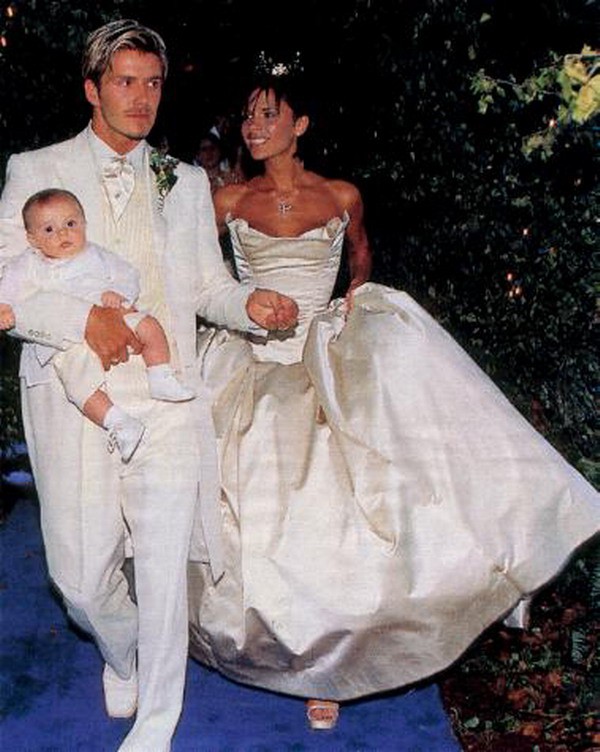 Kỷ vật tình yêu của vợ chồng David Beckham được đem đấu giá 3