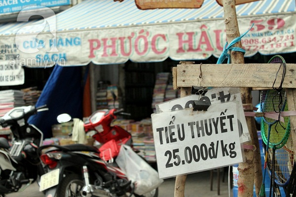 Độc đáo những con đường bán đồ nổi tiếng Sài Gòn