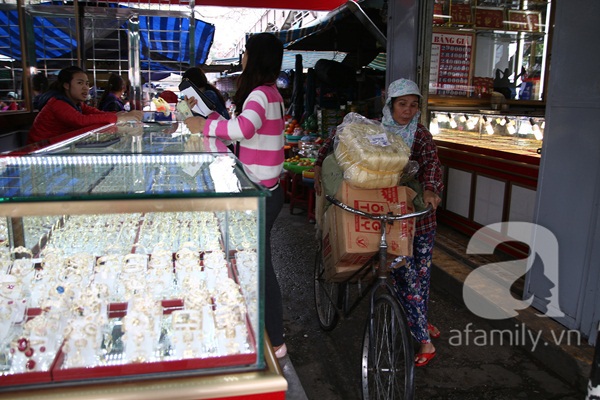 Xe đạp thồ nuôi cả gia đình