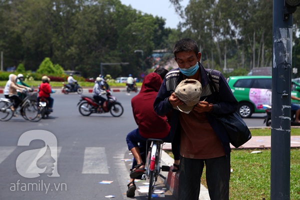 Người ăn xin vẫn đầy đường Sài Gòn