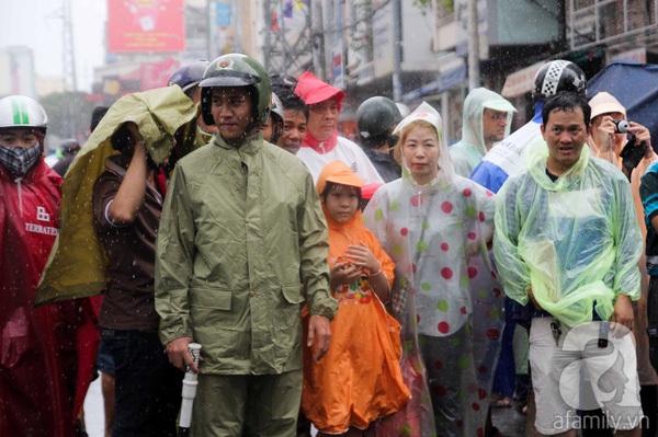 Sài Gòn mưa rào và dông trong 2 ngày Tổng thống Obama tới thăm