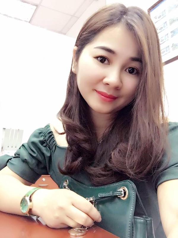 &ldquo;Người đ&agrave;n b&agrave; thứ hai&rdquo; của thủ m&ocirc;n Dương Hồng Sơn v&agrave; ph&uacute;t trải l&ograve;ng về vai tr&ograve; l&agrave;m vợ