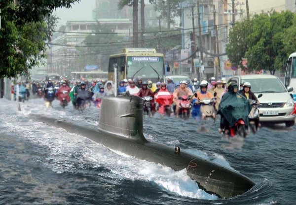Cười té ghế với ảnh chế hài hước về trận mưa lớn lịch sử ở Sài Gòn