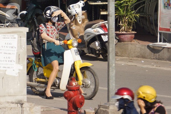 Nhìn những hình ảnh nắng nóng oi ả này, có ai tin là mùa đông Hà Nội?