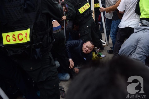 mua vé bóng đá mua vé bóng đá