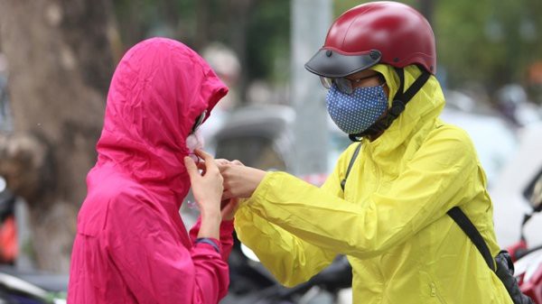 H&agrave; Nội ch&ecirc;nh 14 độ giữa ng&agrave;y v&agrave; đ&ecirc;m