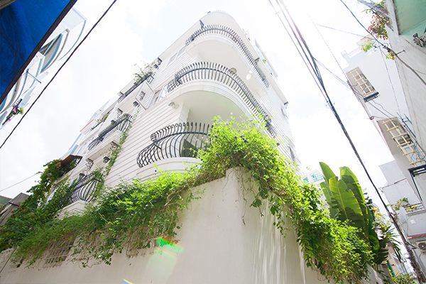 Thăm ngôi nhà tuyệt đẹp mang phong cách Châu Âu ở Sài Gòn 1
